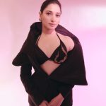 Tamannaah Bhatia: బ్లాక్ కలర్‌లో వావ్.. ఫోటోలతోనే మత్తెక్కిస్తున్న మిల్కీ బ్యూటీ!