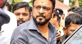 Actor Venkat: ప్రతివాడు ప్రెస్ అని రివ్యూస్ ఇస్తే ఎలా.. చిరంజీవి రీల్ తమ్ముడు సంచలన వ్యాఖ్యలు