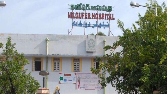 Hospital Land Occupied : కబ్జారాయుళ్ల ఓవరాక్షన్.. ఆసుపత్రి స్థలానికే ఎసరు.. రంగంలోకి హైడ్రా.?