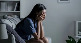 Teacher commits suicide: ఏపీలో మ‌రో దారుణం.. ప్రేమోన్మాది వేధింపులు త‌ట్టుకోలేక టీచ‌ర్ ఆత్మ‌హ‌త్య‌
