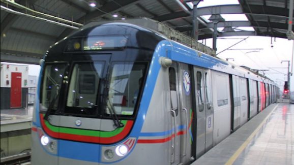 Hyderabd Metro: 2025లో పాత‌బ‌స్తీకి మెట్రో.. విమానాశ్ర‌యం రూట్ లో 24 స్టేష‌న్లు.. విస్త‌ర‌ణ‌కు మొత్తం ఖ‌ర్చు ఎంతంటే?