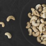 Cashew Side effects: జీడిపప్పులు ఇష్టమని ఎక్కువగా లాగిస్తున్నారా? జాగ్రత్త, ఈ సమస్యలన్నీ వచ్చి పడతాయి