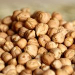 Peanuts or Chickpeas: పల్లీలు లేదా కొమ్ము శనగలు, ఈ రెండింటిలో ఏది తింటే ఆరోగ్యానికి మంచిది