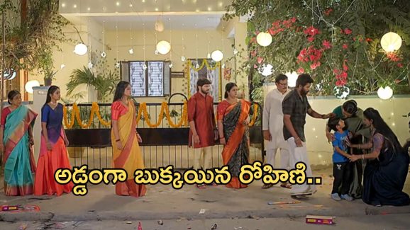 Gundeninda Gudigantalu Today Episode : బయటపడ్డ రోహిణి తల్లి ప్రేమ..శృతి పై పగ పట్టిన సంజు..