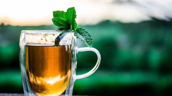 Fat and Tea: పొట్ట కొవ్వును త్వరగా తగ్గించాలా? అయితే ప్రతిరోజు ఇలా టీ చేసుకుని తాగండి
