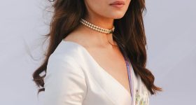 Mehreen Pirzada: బుల్లి గౌను వేసుకున్న పెద్ద పాప.. బ్యూటీ రచ్చ మామూలుగా లేదుగా!
