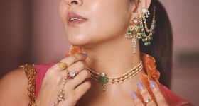 Anasuya: మిల మిల మెరిసిపోతున్న అనసూయ