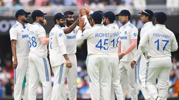 IND vs Aus 3rd Test: భారీ స్కోర్‌ చేసి ఆలౌట్‌ అయిన ఆసీస్‌.. మ్యాచ్‌ కు మరోసారి అంతరాయం ?