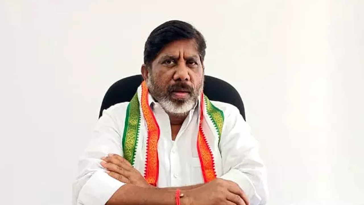 Bhatti Vikramarka: మీడియాతో చిట్‌చాట్..  డిప్యూటీ సీఎం భట్టి కీలక వ్యాఖ్యలు