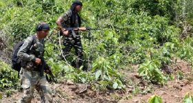 Chhattisgarh Encounter:  తుపాకుల మోతతో దద్దరిల్లిన దండకారణ్యం.. 12 మంది నక్సల్స్ మృతి