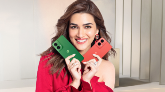 Moto G35 5G : మోటో G35 5జీ ఫస్ట్ సేల్ ఈ రోజే! ధర, డిస్కౌంట్, డీల్‌ వివరాలివే 