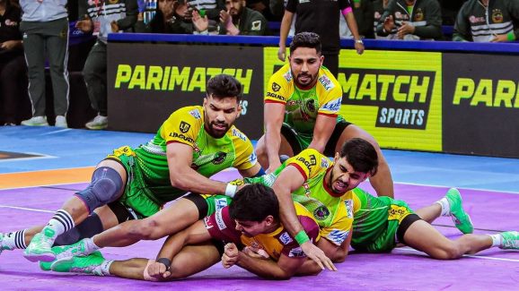 Pro Kabaddi League: తెలుగు టైటాన్స్ ఓటమి.. ప్లే ఆఫ్స్‌కు వెళ్లే ఛాన్స్ ఉందా?