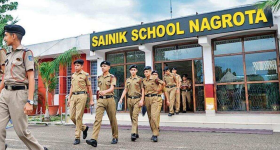 AISSEE 2025 : సైనిక్ స్కూల్లో ప్రవేశాలకు నోటిఫికేషన్.. ఇక్కడ చదివితే ఆఫీసర్ ర్యాంక్ జాబ్స్ పక్కా..