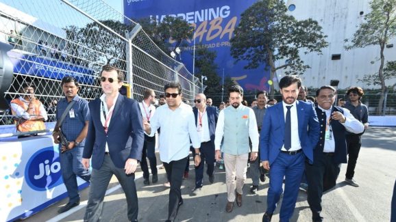 Hyderabad Formula E Race Case: కేటీఆర్ అరెస్ట్ పై రానున్న క్లారిటీ.. నేడు హైకోర్టులో విచారణ