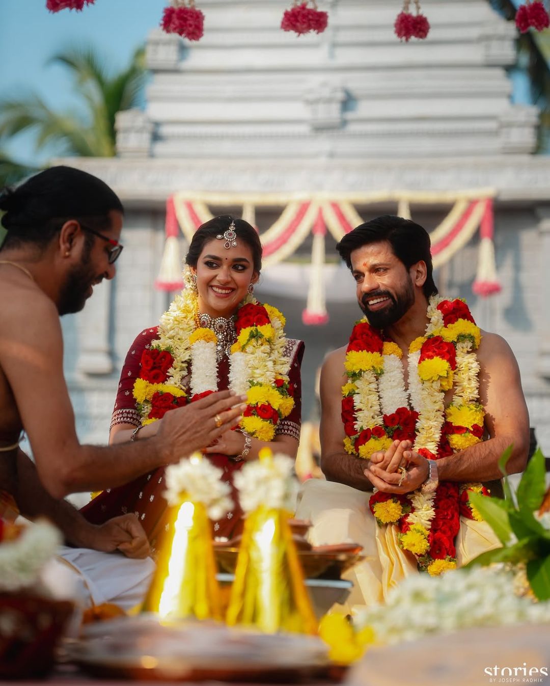 Keerthy Suresh Wedding: ప్రేమించిన వాడితో కీర్తి సురేశ్ పెళ్లి.. చూడచక్కని జంట