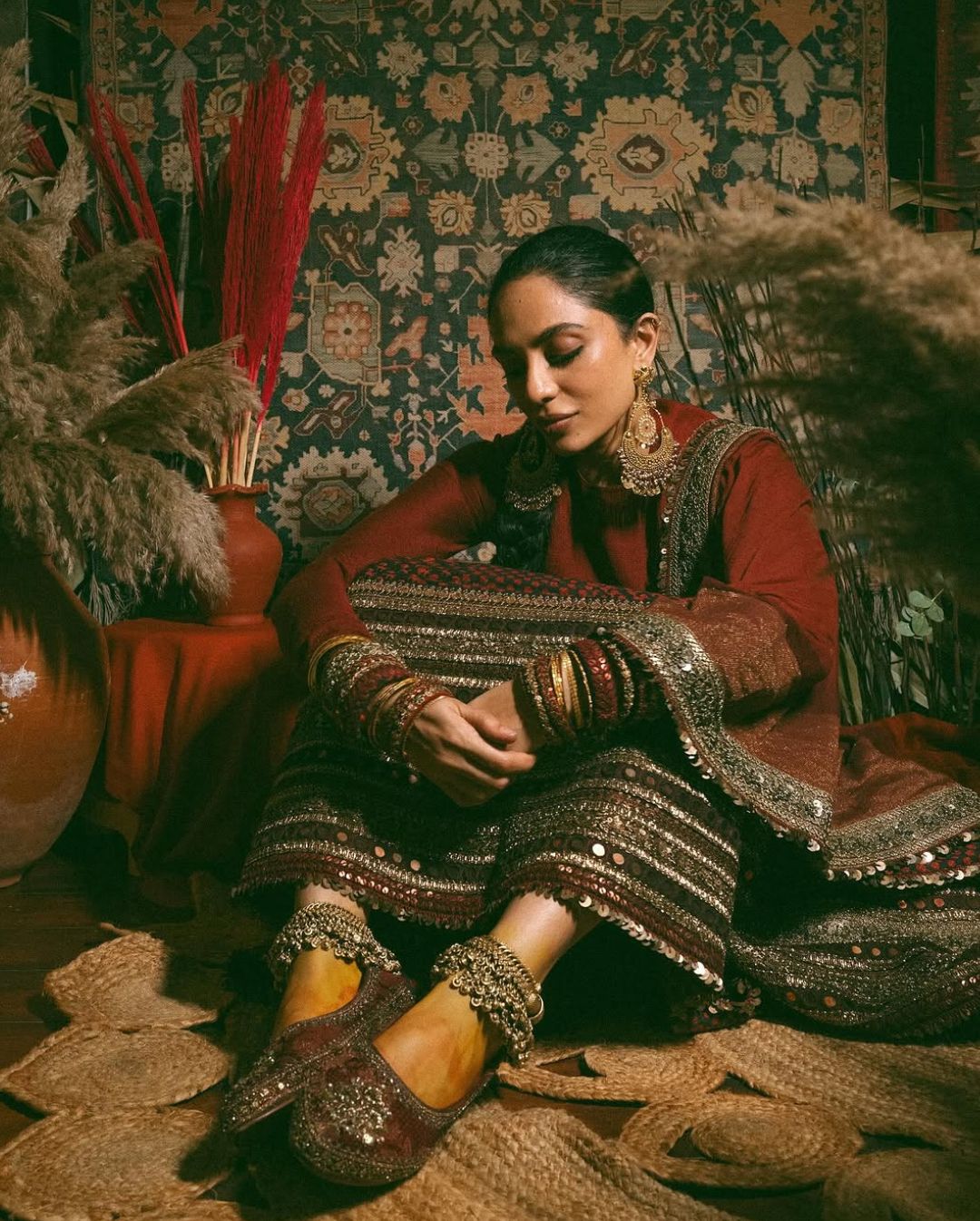 Sobhita: యంగ్ పీపుల్ పార్టీలో నాగచైతన్య భార్య.. వెరైటీ గెటప్‌లో శోభితా హంగామా