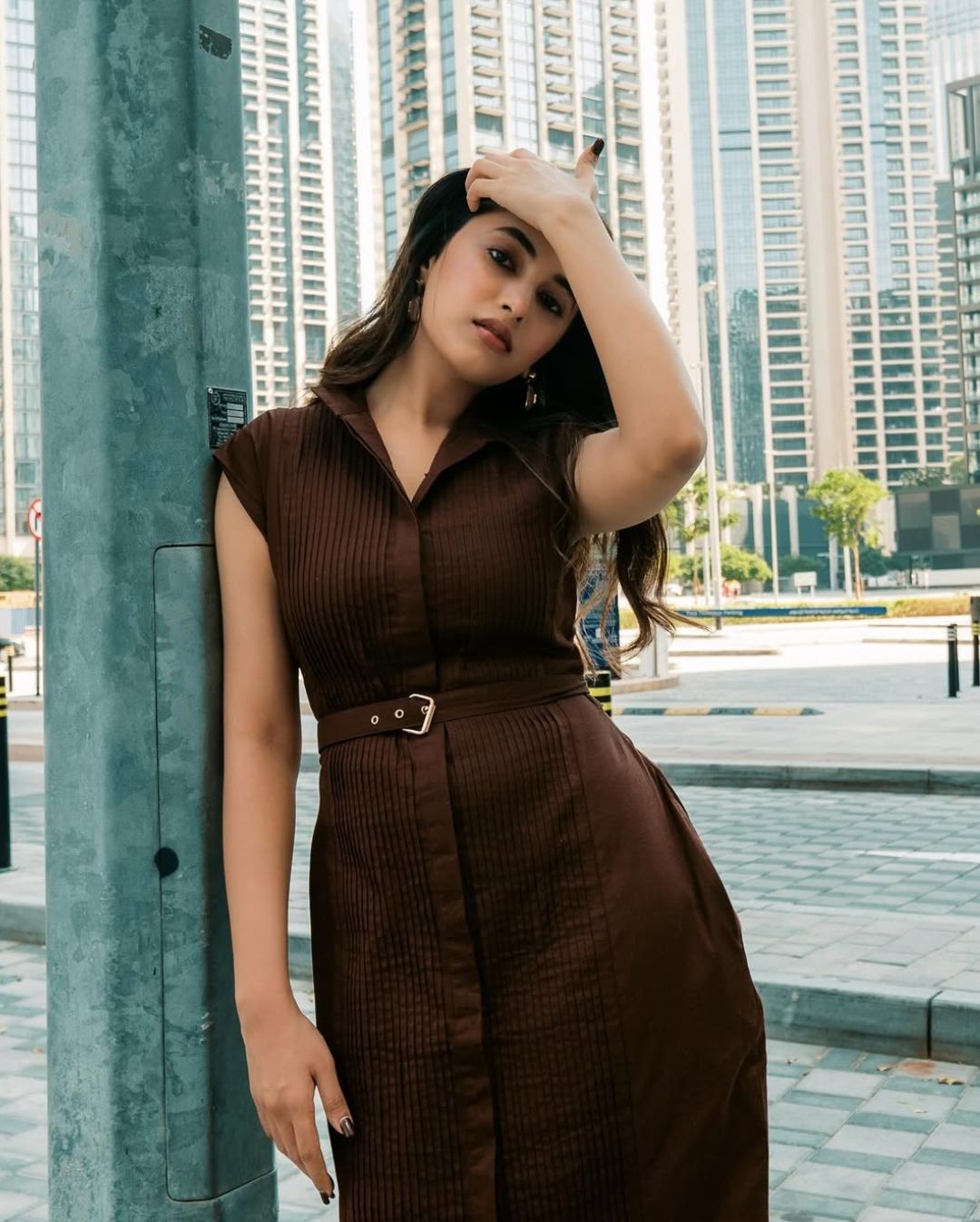 Priyanka Mohan: చాక్లెట్ కలర్ డ్రెస్సులో చిన్నది.. వీకెండ్ ఎంజాయ్ చేస్తున్న ప్రియాంక మోహన్