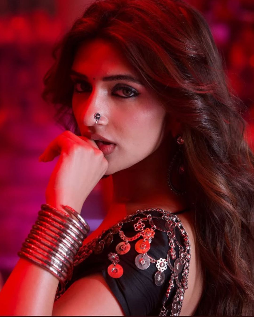 Sreeleela: కిస్సిక్ లుక్‌లో కైపెక్కిస్తున్న శ్రీలీల.. కుర్రకారుకు ఇక నిద్రపట్టదేమో!