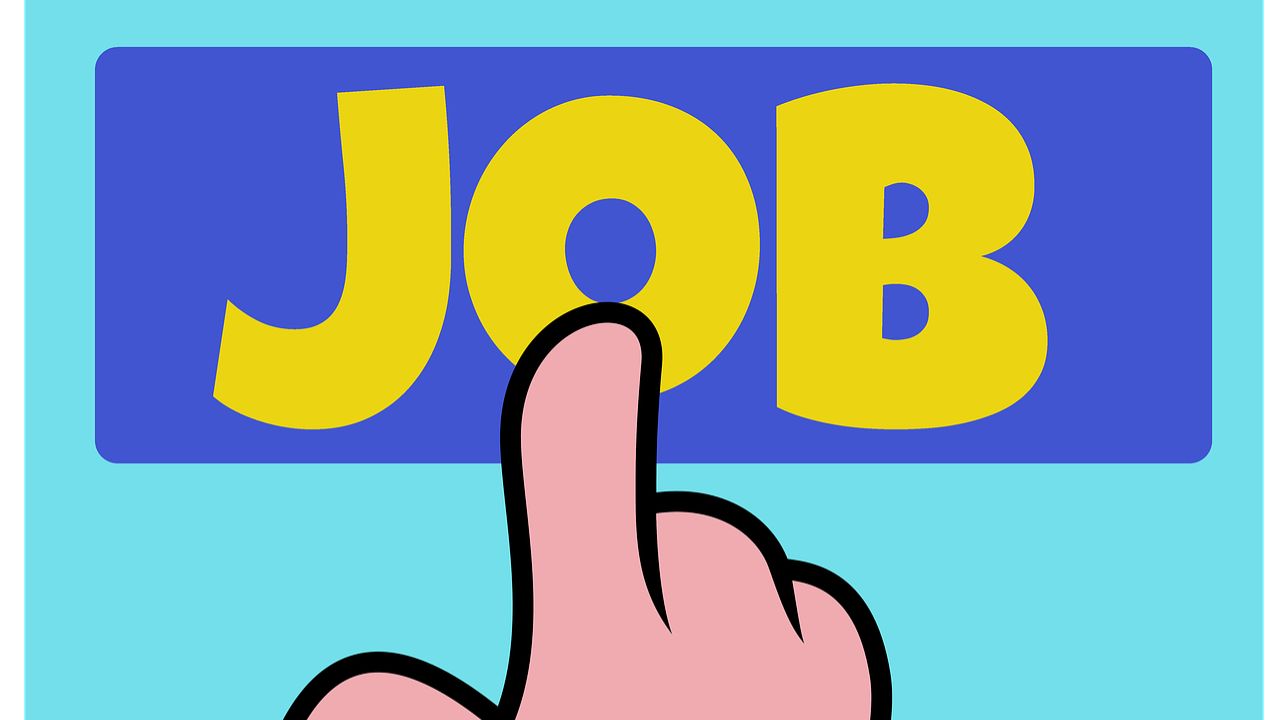 Job for 10th ITI Candidates: టెన్త్ అర్హతతో ఉద్యోగాలు.. నెలకు రూ.38,000 జీతం
