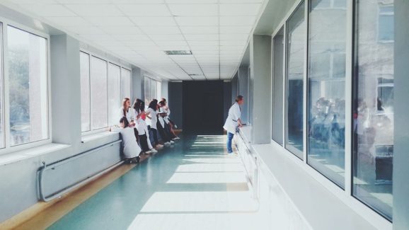 Staff Nurse Recruitment: ఆ జిల్లాలో స్టాఫ్ నర్సు ఉద్యోగాలు.. దరఖాస్తు వివరాలివే..