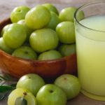 Health Tips: ఉసిరికాయ రసం త్రాగడం వల్ల ఇన్ని లాభాలా ?