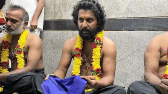 Tollywood Hero : సామాన్యుడిలా శబరిమలకు స్టార్ హీరో.. స్టార్లలో ఈ స్టార్ వేరయా..