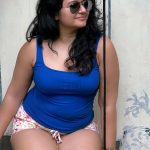 Poonam Bajwa: బుల్లి నిక్కర్ వేసుకొని.. వాటిని చూపిస్తూ కుర్రాళ్లకు కునుకు లేకుండా చేస్తుందే