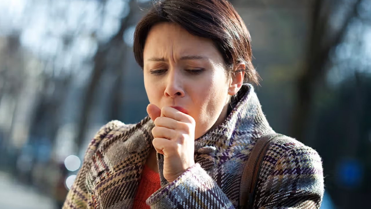Cold and Cough: దగ్గు, జలుబు తగ్గాలంటే.. ఈ టిప్స్ పాటించండి