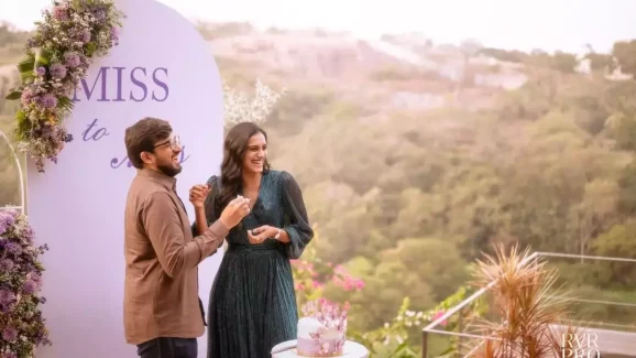 PV Sindhu: ఎంగేజ్మెంట్ చేసుకున్న బ్యాడ్మింటన్ స్టార్.. ఫోటో వైరల్