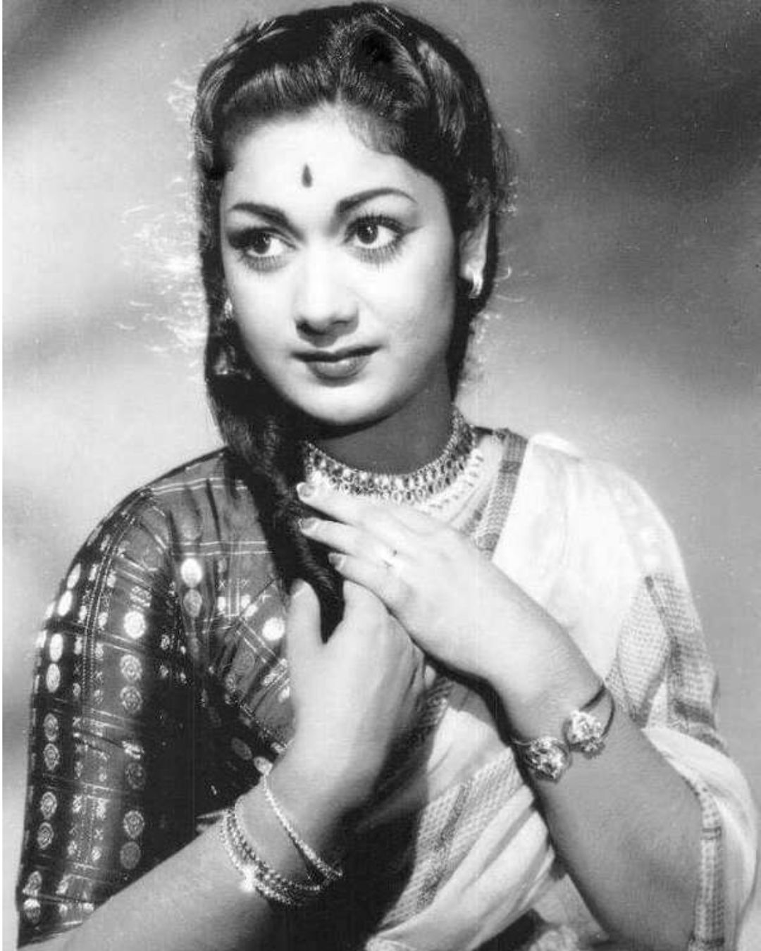 Savitri Death Anniversary: మహానటి సావిత్రి లాంటి చావు పగవాడికి కూడా రాకూడదు.. ఎందుకో తెలుసా.. ?