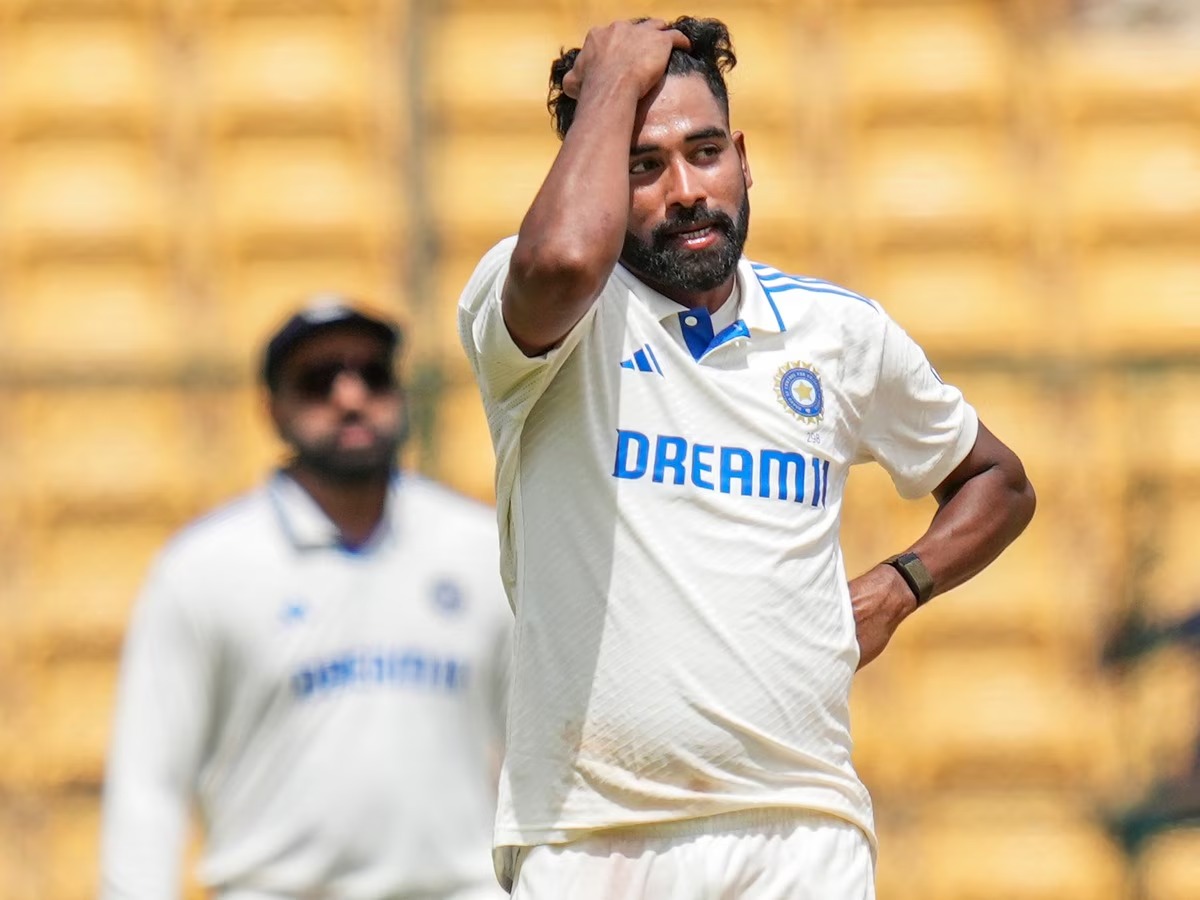 IND vs AUS: ఫీల్డింగ్ చేస్తుండగా మహమ్మద్ సిరాజ్ కి ఘోర అవమానం
