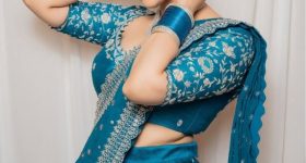 Sreemukhi: ఆ నడుము మడతలతో కుర్రాళ్లకు కునుకు లేకుండా చేస్తుందిగా..