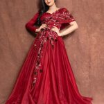 Sreemukhi: రెడ్ డ్రెస్ లో అదిరిపోయిన శ్రీముఖి..