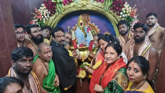 Muthyalamma Temple: ముత్యాలమ్మ విగ్రహ పునఃప్రతిష్ఠ కార్యక్రమంలో పాల్గొన్న మంత్రులు