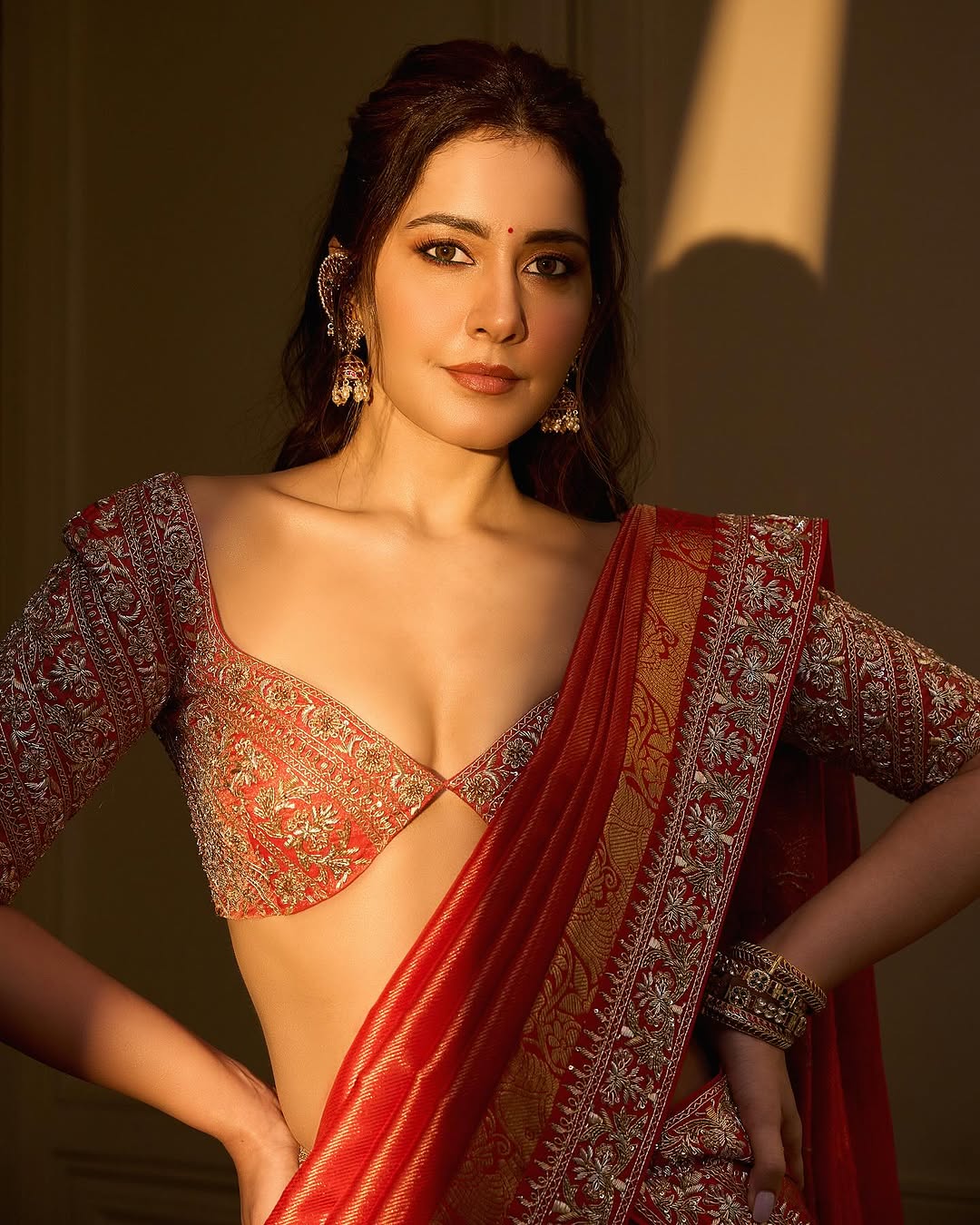 Raashii Khanna (Source: Instagram) Raashii Khanna