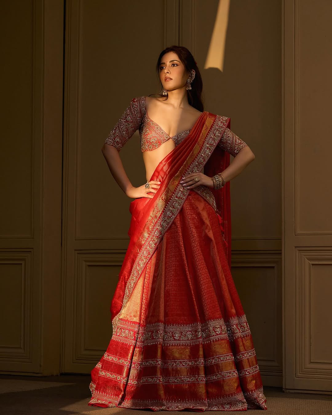 Raashii Khanna (Source: Instagram) Raashii Khanna