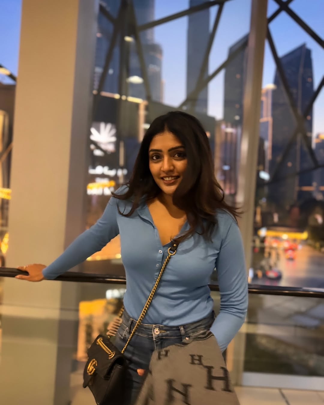 Eesha Rebba Photo Gallery
