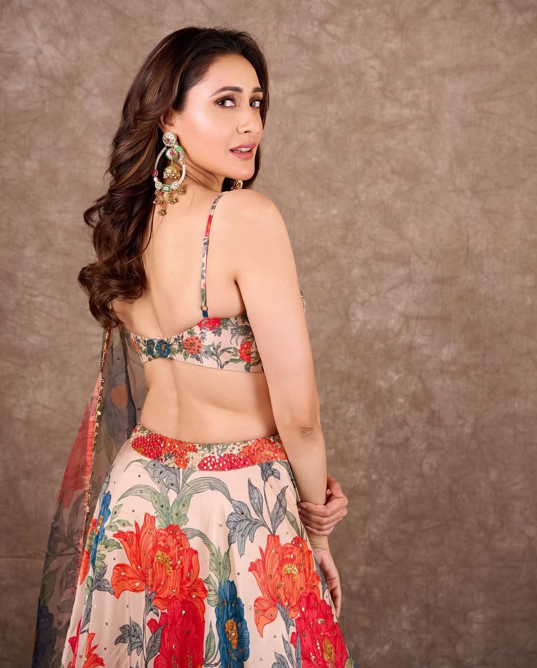 Actress Pragya Jaiswal Photo gallery