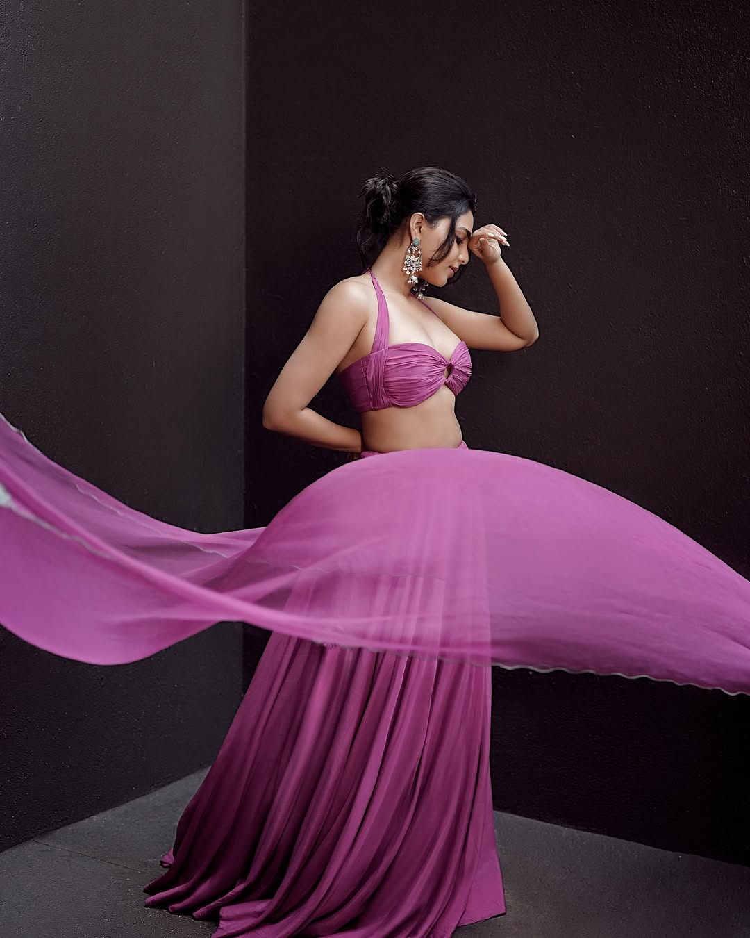 Aishwarya Lekshmi photo gallery