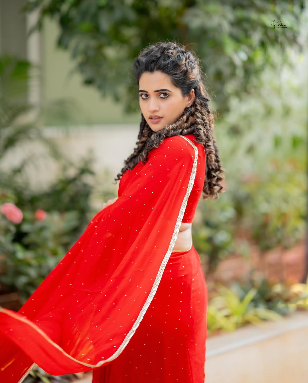 Sravanthi Chokarapu Photo Gallery