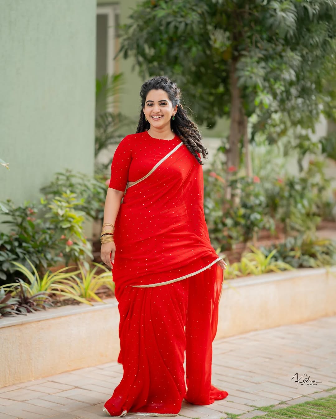 Sravanthi Chokarapu Photo Gallery