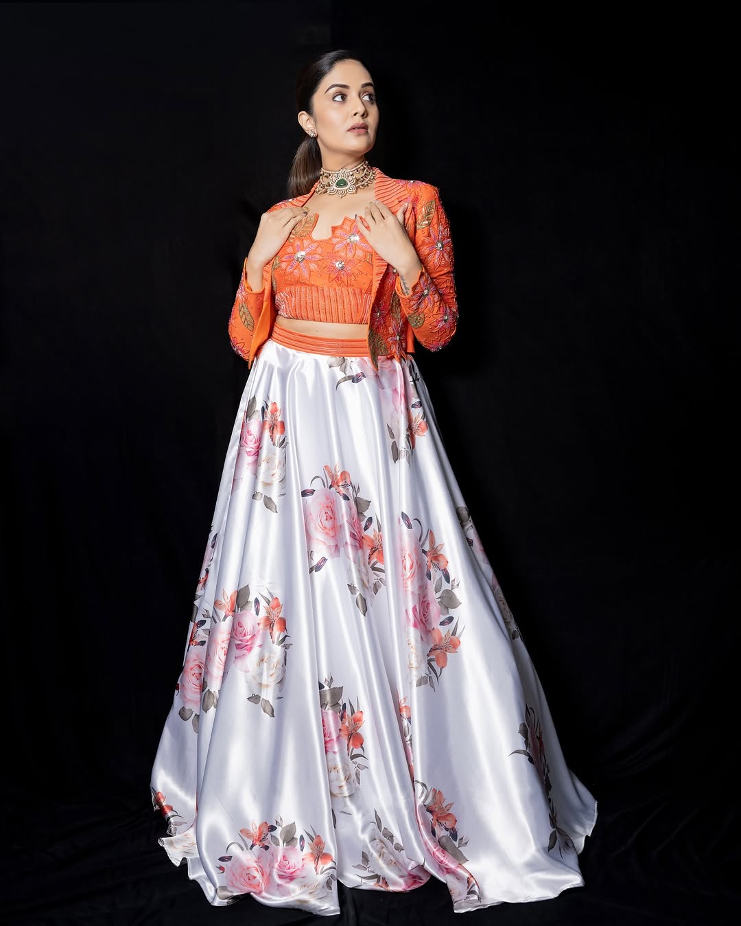 Actress Sreemukhi Photo gallery