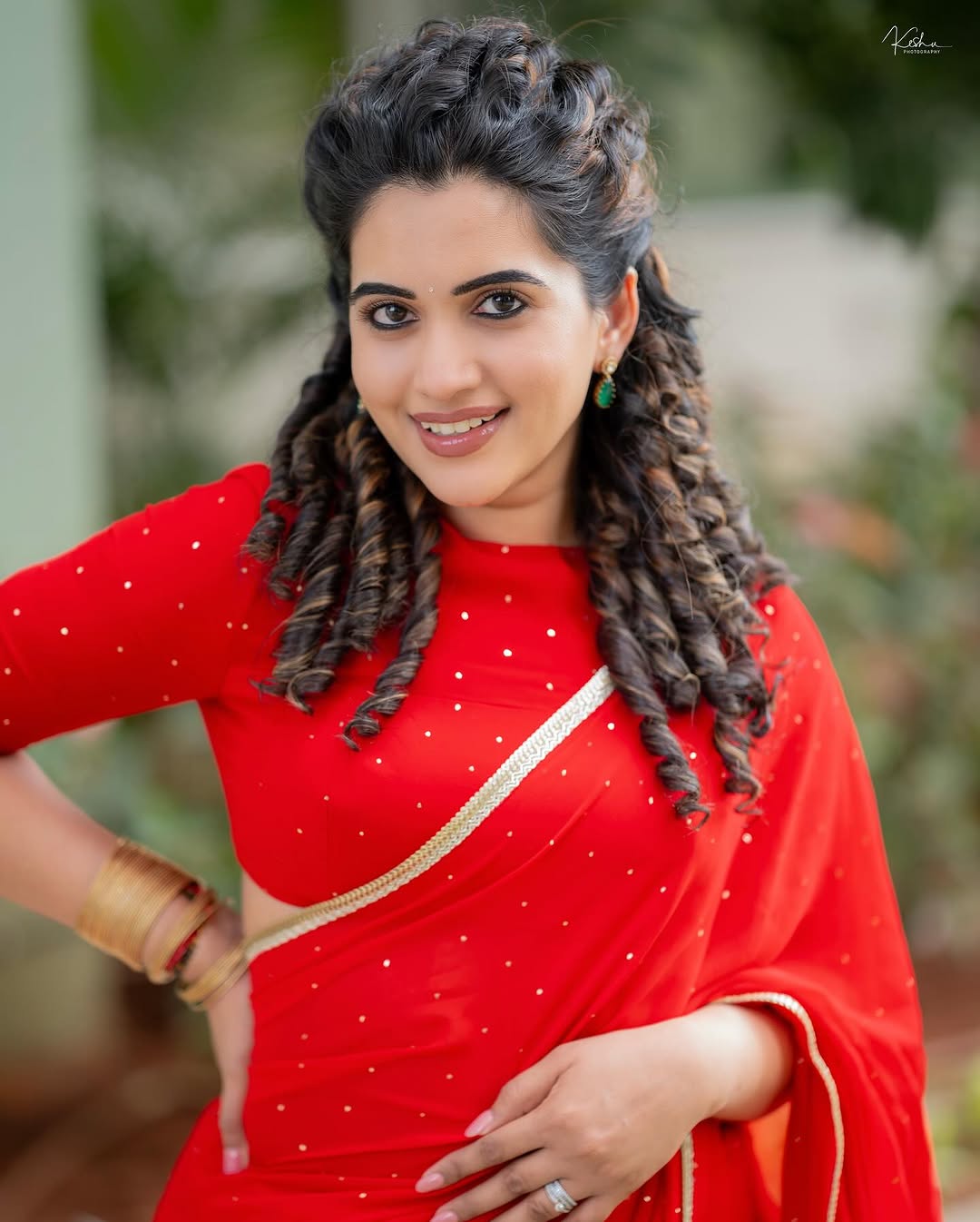 Sravanthi Chokarapu Photo Gallery