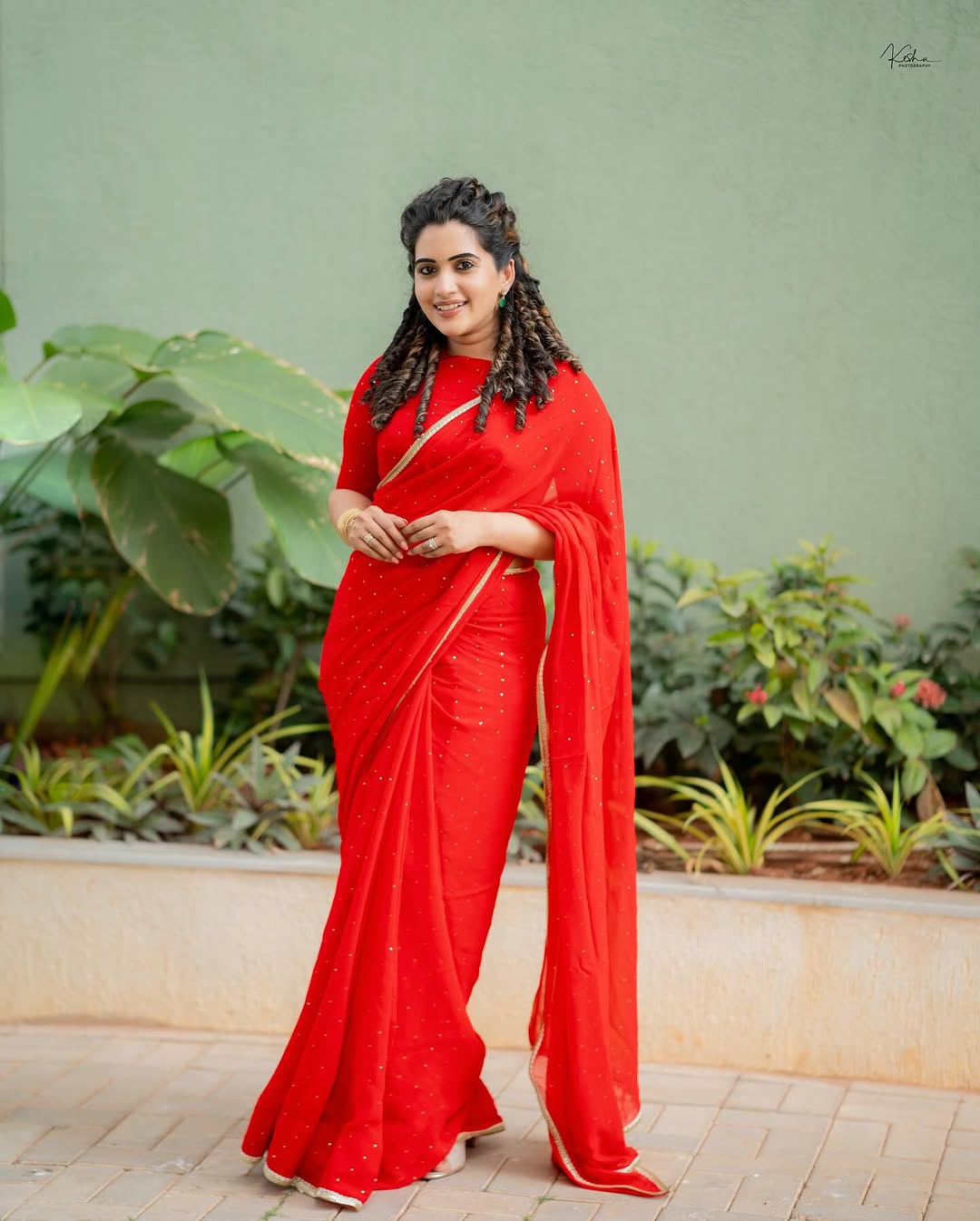 Sravanthi Chokarapu Photo Gallery