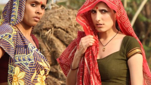 OTT Movie : పనోడికి అందమైన భార్య వస్తే… సంసారిని వేశ్యగా మార్చే ఊరి పెద్దలు