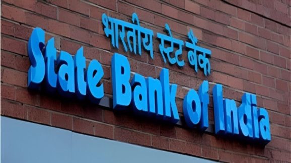 SBI Recruitment: SBIలో 13,735 ఉద్యోగాలు.. దరఖాస్తుకు ఇవాళే లాస్ట్ డేట్..