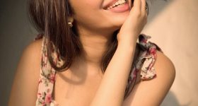 OTT Movie : ఏకాంత వీడియోలు పంపమని బ్లాక్ మెయిల్.... భార్యతో ఆ పాడు పనులు చేయించే భర్త...