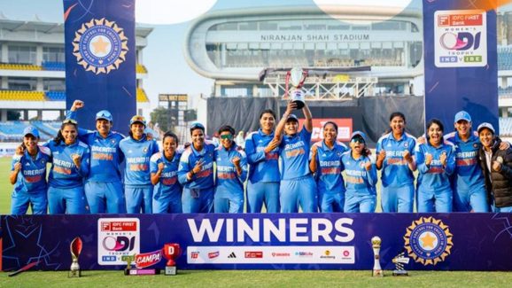Ind Women vs Ire Women: 304 పరుగుల తేడాతో టీమిండియా విజయం… సిరీస్‌ క్లీన్‌స్వీప్‌ !