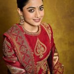 Rashmika Mandanna : గార్జీయస్ లుక్ లో దేవతలాగా రష్మిక.. ఎంత అందంగా ఉందో చూశారా..?