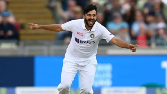 Shardul Thakur: చరిత్ర సృష్టించిన శార్దూల్.. తొలిసారి హ్యాట్రిక్  !